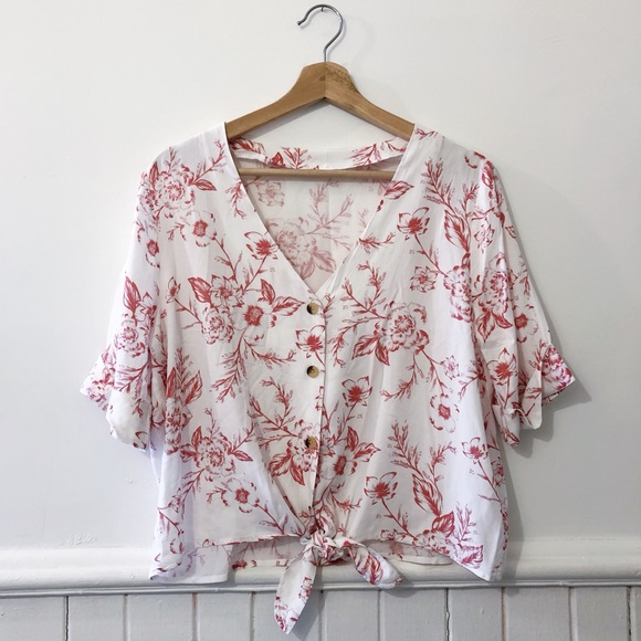 Simons Tops - Simon’s Contemporaine Floral White and Red Blouse
